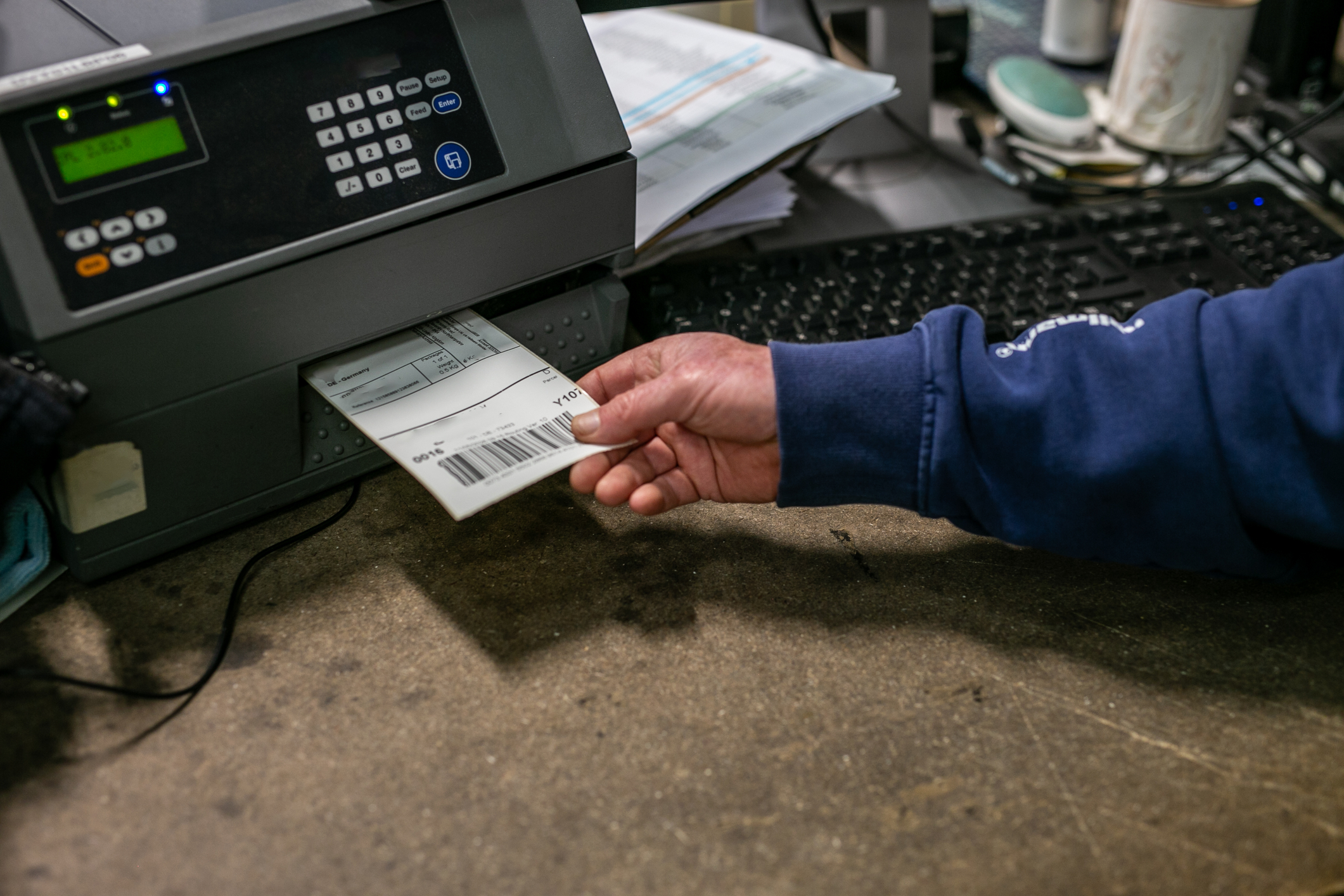 Shipping label printer in freight operations
